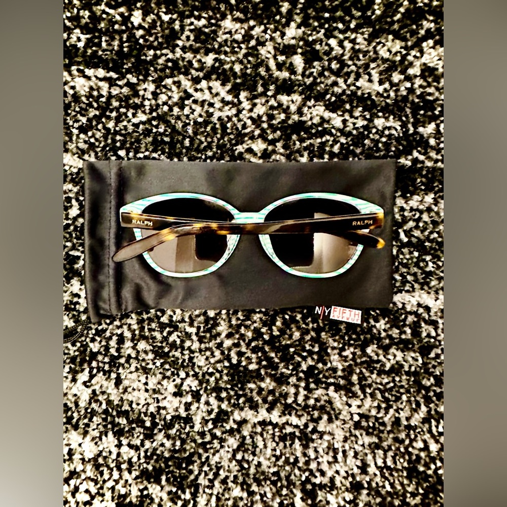 RALPH LAUREN || Cat-Eye Prescription Sunglasses in Tortoise + Green Stripe - Picture 2 of 8